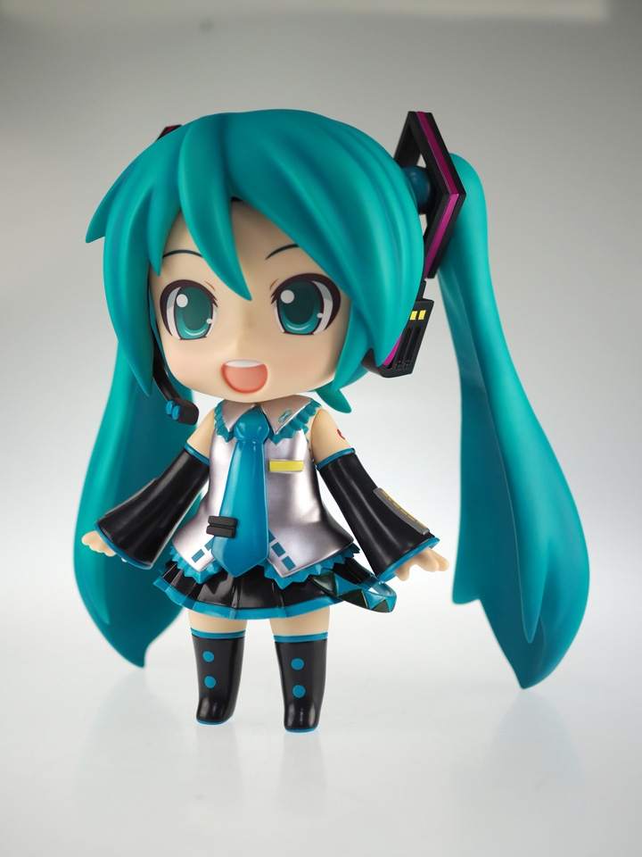進擊の初音! 超大型黏土人初音ミク開箱
