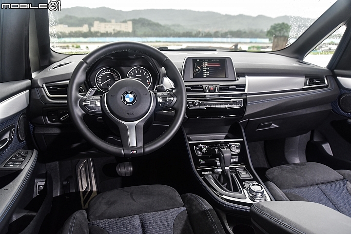 把握限量身份 BMW 220i Active Tourer M Sport