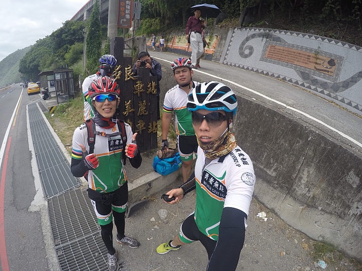 颱風在前,無懼! 8天環島,6天折返!