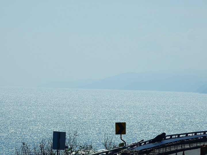 台9線430.5K,彩泉海景民宿歡迎大家來看海!