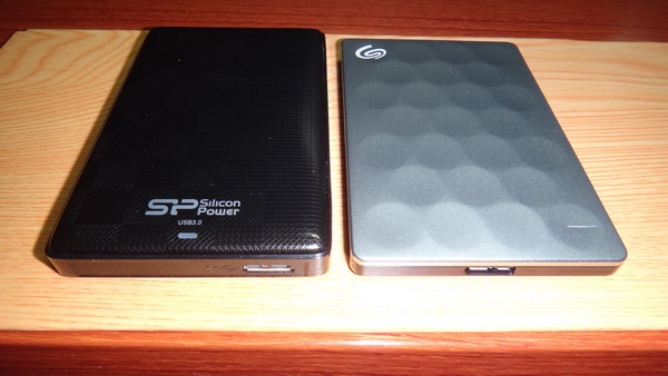 Seagate 2TB 2.5" 行動硬碟簡單開箱