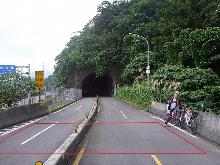 舊鐵尋跡:南港到基隆