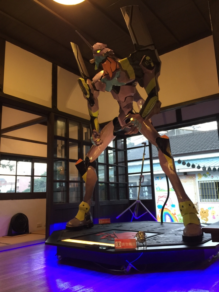 大男孩的夢!等身大初號機紙模
