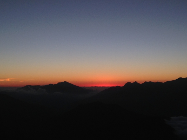 神奇賤包--準重裝南湖大山雙日行