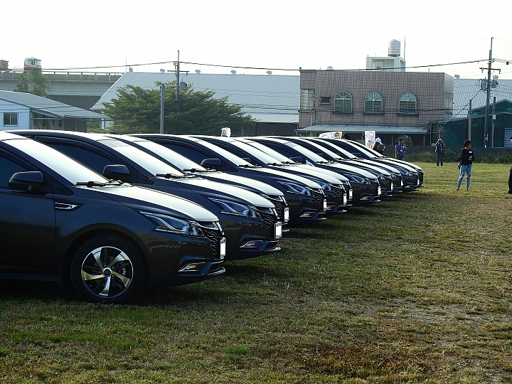 Luxgen S3第一次大型車聚在台南東成醬油會館