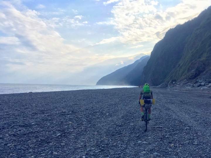 "流浪者日誌" 南澳海灘Bikepacking-單車露營