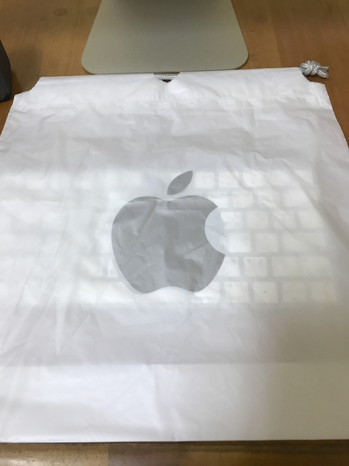 2016 MacBook Pro(無Touch Bar版)+AirPods「真無線」藍芽耳機開箱&體驗文