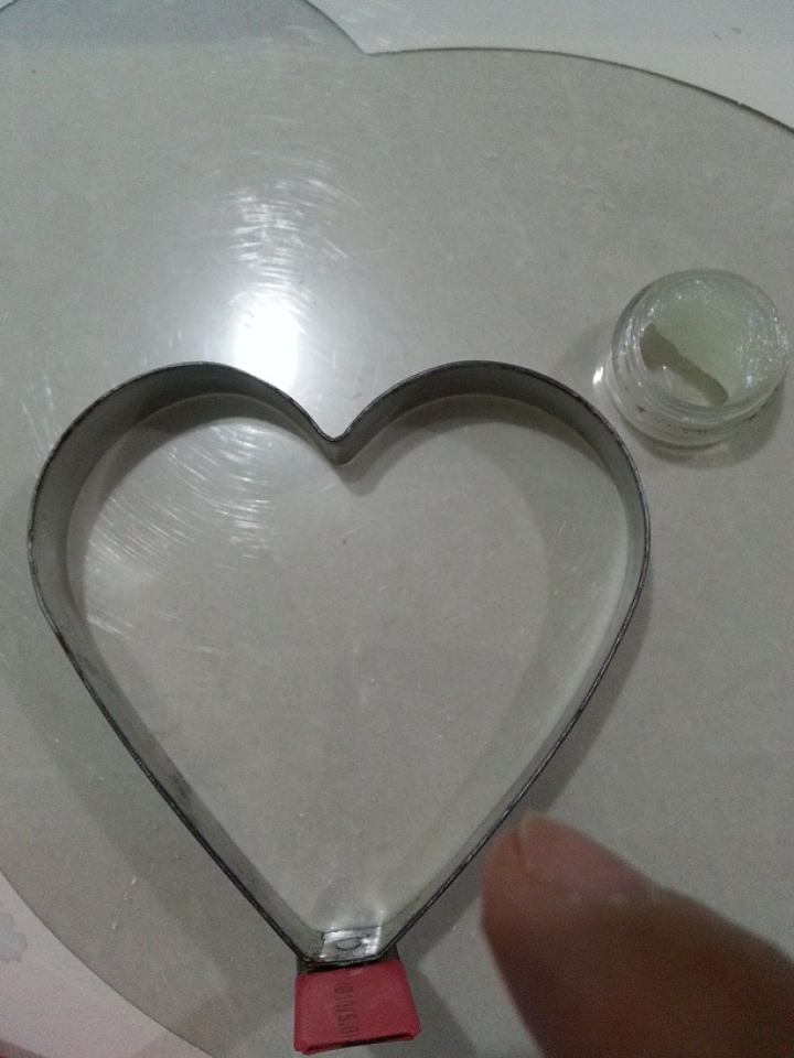 好久沒有珪藻土的作品了,來分享一下DIY心型珪藻土
