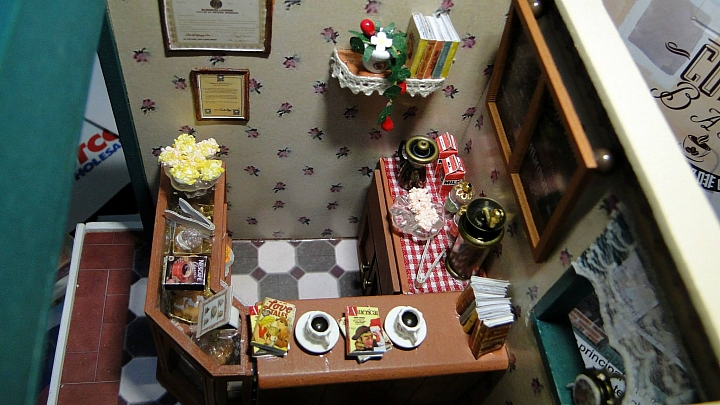 分享小弟做過的袖珍屋(補圖,載入需時間等待)