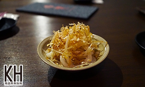 高雄新興區美食推薦《酒楽》日式居酒屋炭火燒烤熱炒美食推薦