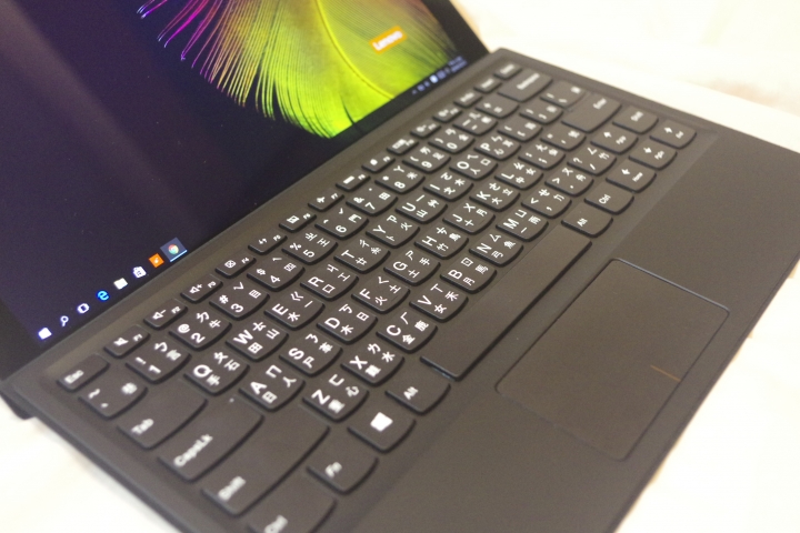 第一台2in1平板 Lenovo Miix 510開箱~