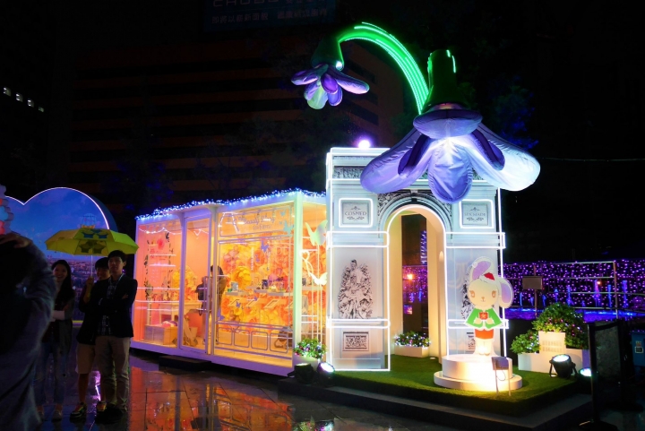 【台北信義區 | 活動】雨夜中的浪漫耶誕廣場★阪急百貨愛。Sharing聖誕活動