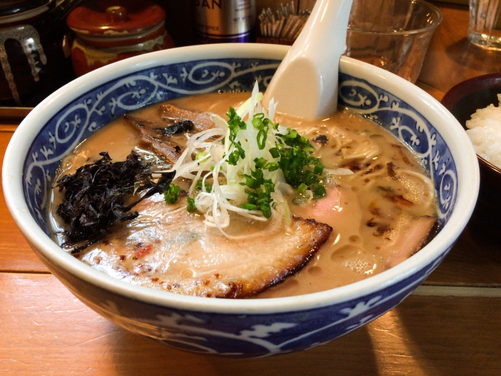 【美食。食記】東京 板橋 膠質濃厚 豚骨飄香 愚直 拉麵 女性 推薦 女生
