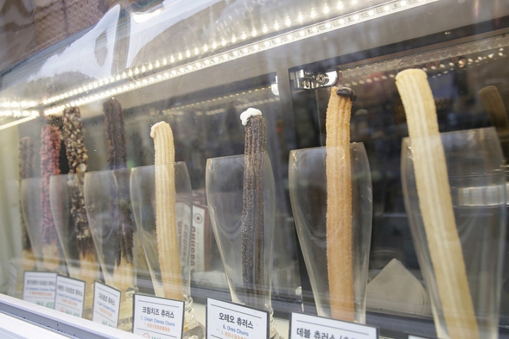 【玩 韓國】首爾 三清洞必吃CHURRO101外酥內Q吉拿棒。就連蔡依林也愛不釋手~