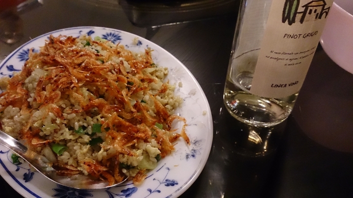 【美食。食記】台北 中山 海馬香酥 內行門路 小張龜山島 海鮮 在地 熱炒 啤酒 蝦