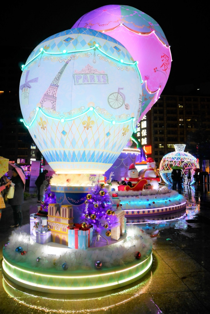 【台北信義區 | 活動】雨夜中的浪漫耶誕廣場★阪急百貨愛。Sharing聖誕活動