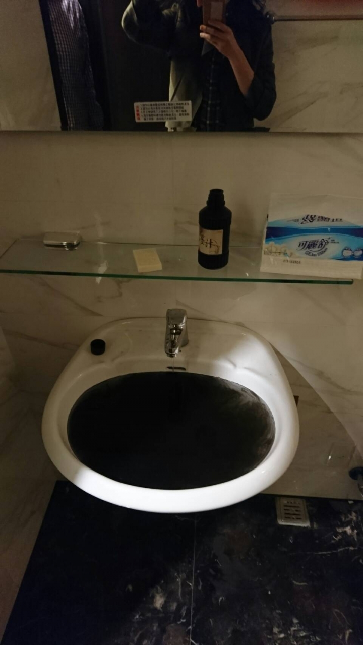 矽酸鈣板隔間滲水