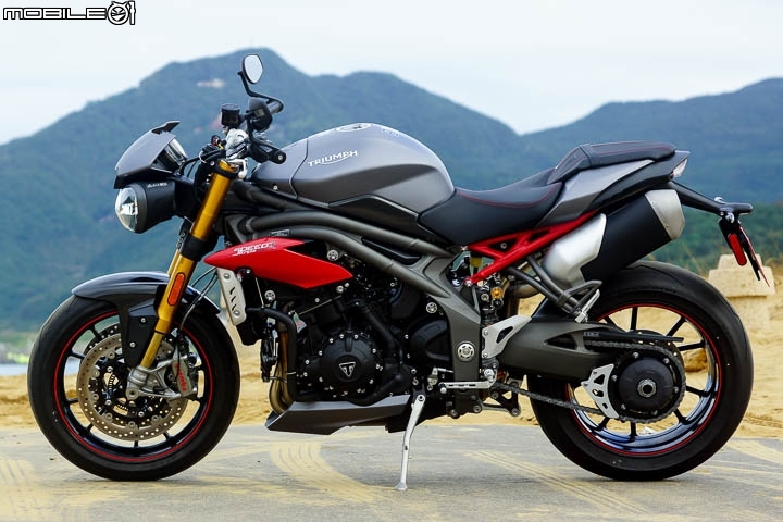 配備滿載暴力街跑 Triumph Speed Triple 1050R