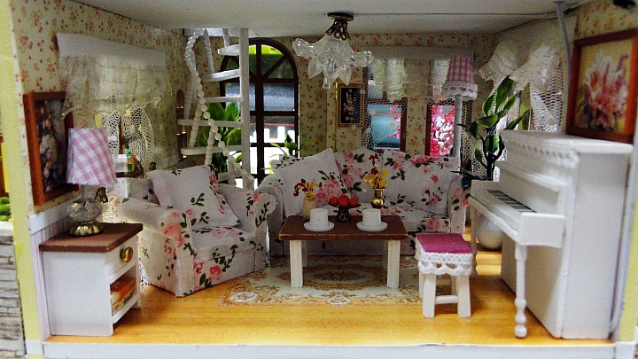 【分享】獨棟袖珍透天厝:愛情公寓 Love House