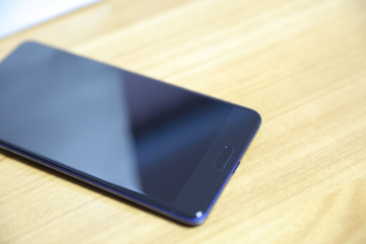 HTC U Ultra 寶石藍開箱 質感非凡!!