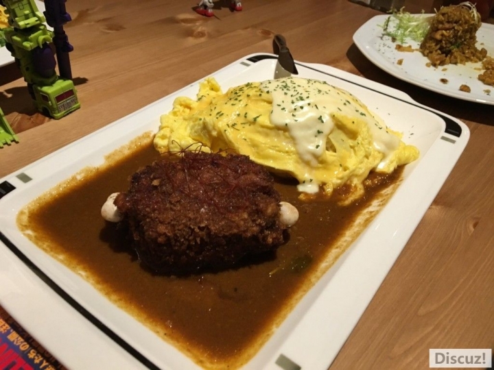 (鹽埕區)(嚐鮮)攝飲動漫主題餐廳
