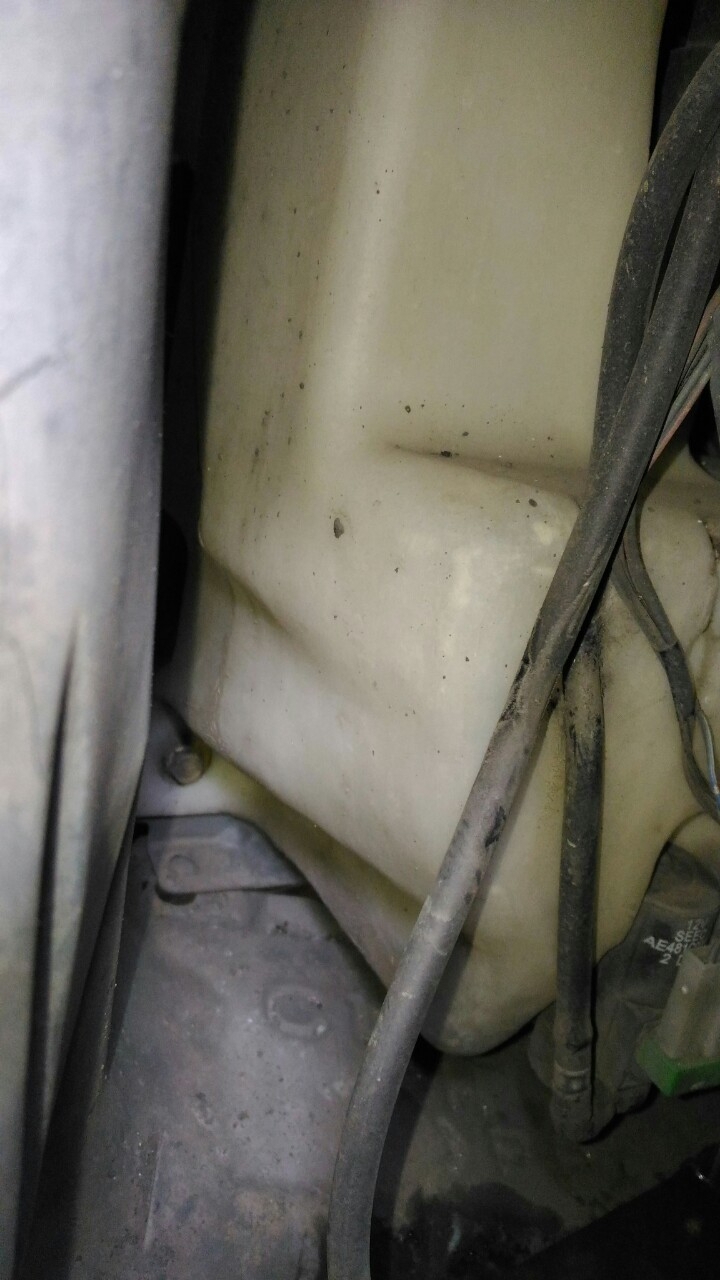 老車擺脫不了的命運…東西一直壞…(雨刷噴水馬達篇)