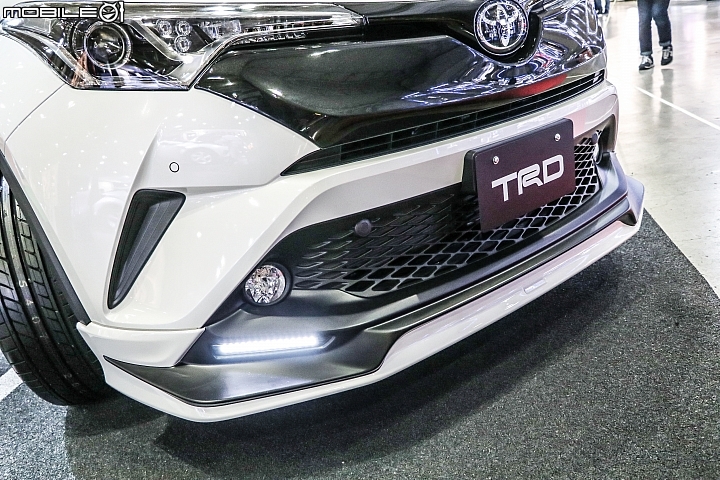 【東京改裝車展】C-HR篇 Toyota C-HR 日本TRD、Blitz、Kansai、T-Demand、Cabana改裝作品集結