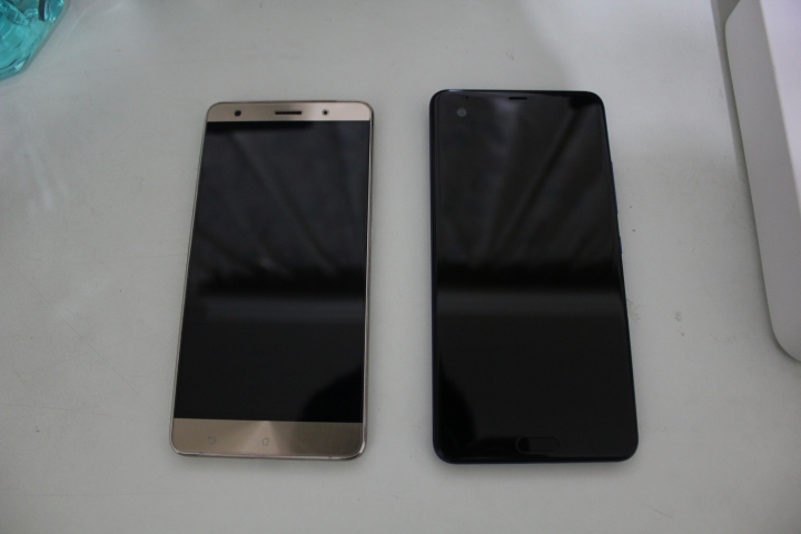 【開箱比較】HTC U Ultra vs ASUS ZF3D 6G/256G 頂級國產S821對決(圖多文長)