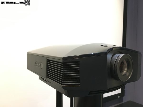 SONY VPL-HW45ES 微開箱分享