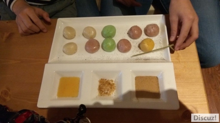(鹽埕區)(嚐鮮)攝飲動漫主題餐廳