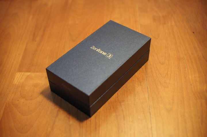 ZenFone 3 ZE520KL 莎朵霓綠小開箱