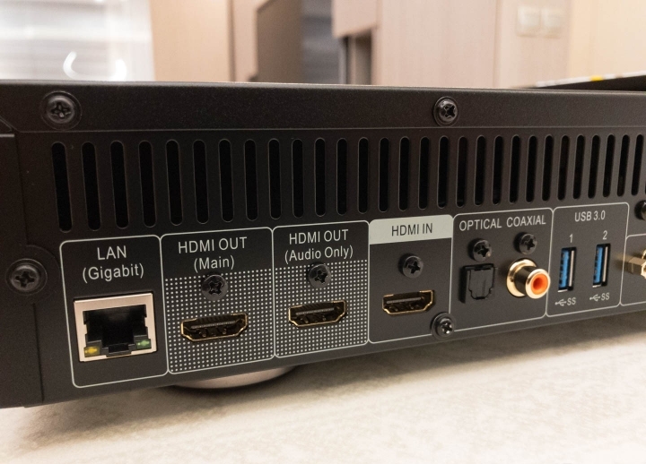 微開箱~OPPO UDP-203