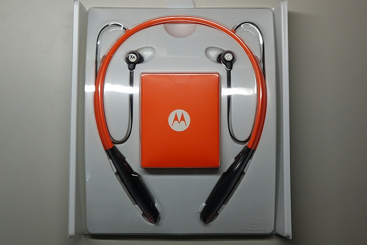 MOTO VERVE RIDER+ 藍芽耳機(開箱)