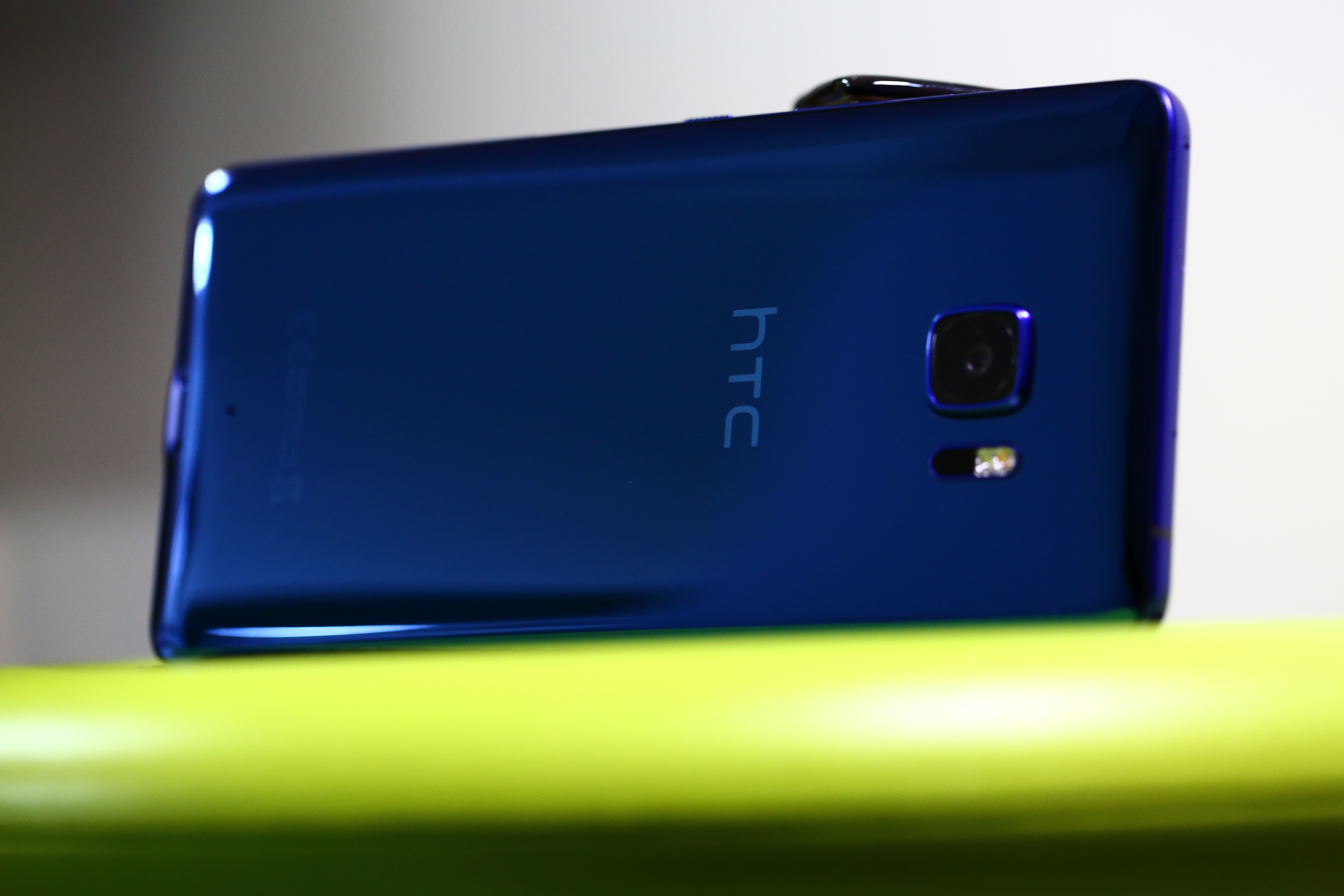HTC U Ultra開箱及簡單評測(多圖)1/25更新