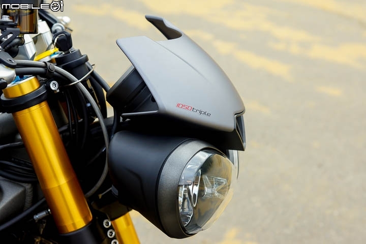 配備滿載暴力街跑 Triumph Speed Triple 1050R