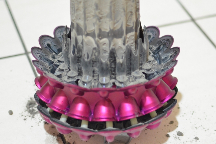 (拆解)Dyson DC46 集塵筒之清潔