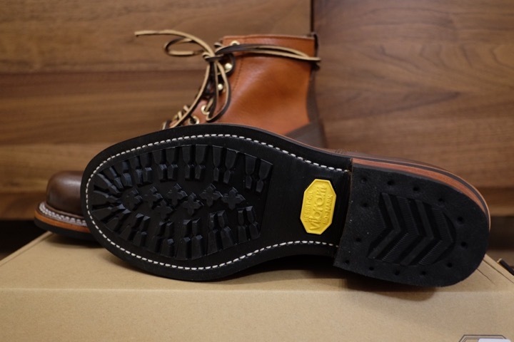 「開箱」Alternative Country - Logger Lace To Toe boot