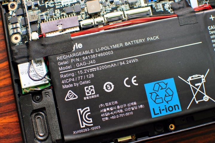 GIGABYTE Aero14 V7,搭載Kaby Lake CPU測試首發