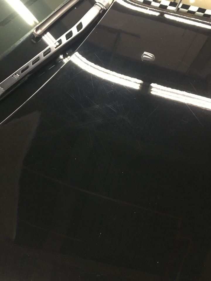 令人傻眼的新年禮物: 車禍出險回原廠維修換來滿滿的大刮傷