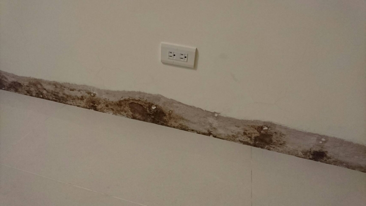 矽酸鈣板隔間滲水