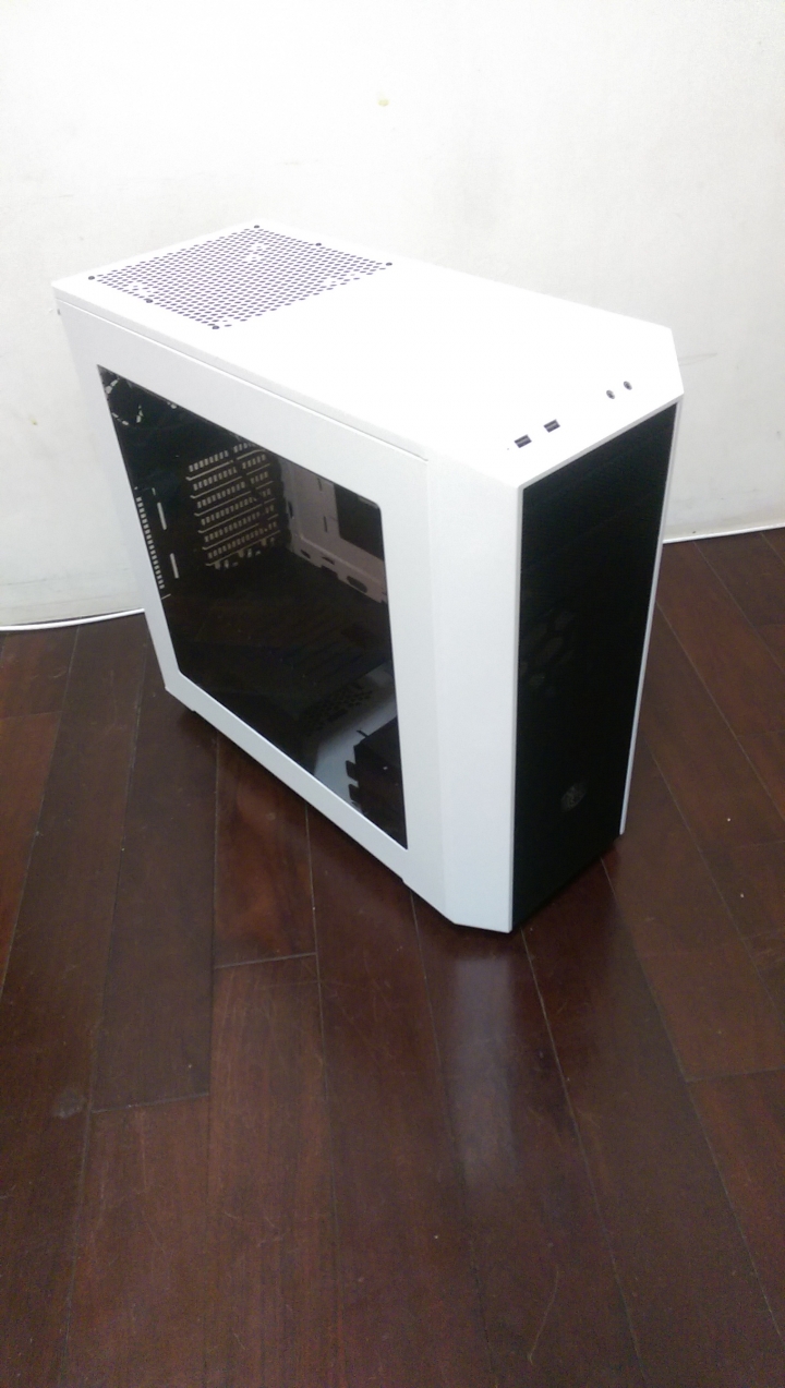 【電腦組件MOD】黑與白的強迫症 Phanteks ENTHOO EVOLV ATX Tempered Glass