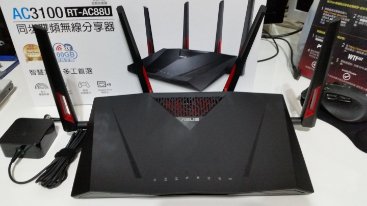 ASUS RT-AC88U 開箱