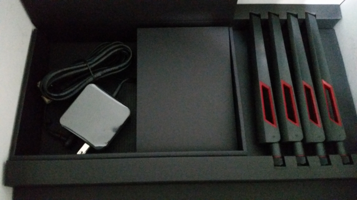 ASUS RT-AC88U 開箱