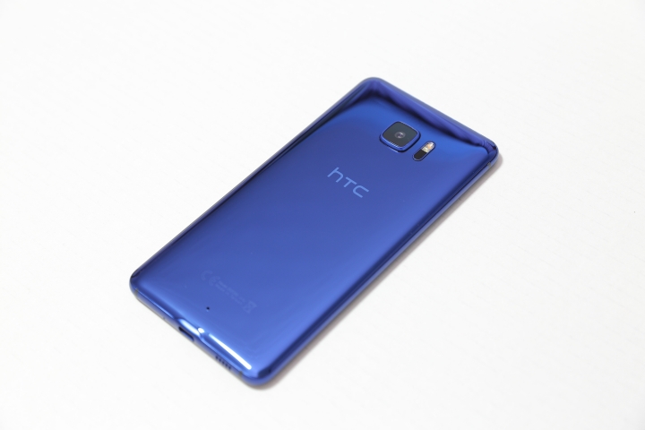HTC U Ultra 寶石藍開箱 質感非凡!!