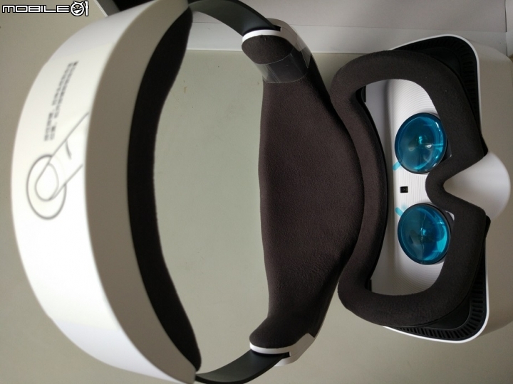 小米VR眼鏡正式版簡單開箱與使用心得
