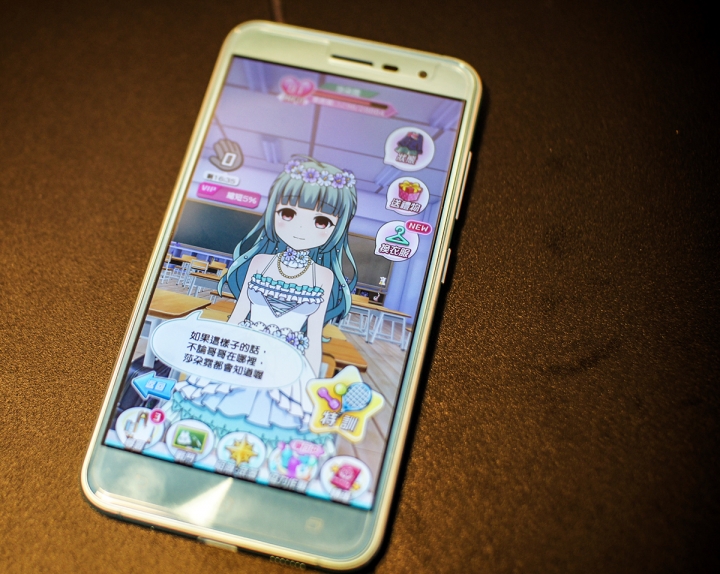 ZenFone 3 ZE520KL 莎朵霓綠小開箱