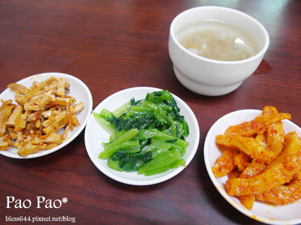 【台中】韓石館(河北店)~平價韓式料理,每次路過都好多人,近北平路