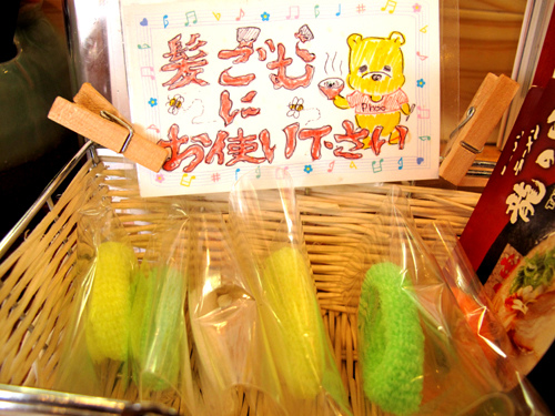 【美食。食記】東京 新宿 豆瓣鹹香 湯底醇厚 ラーメン 龍の家 新宿 小滝橋通り店 給喜歡一蘭的長髮女孩 拉麵 沾麵 推薦