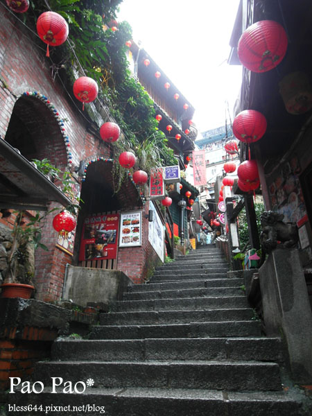 【台北】九份民宿-陽光味宿(甜心二人房)~私人觀景陽台,山海景一覽無遺
