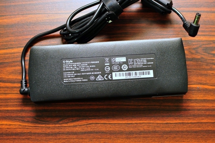 GIGABYTE Aero14 V7,搭載Kaby Lake CPU測試首發